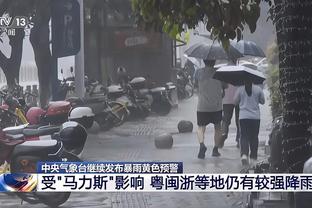 ?复出？队记：今日对阵爵士赛前 欧文第一个来到球场热身